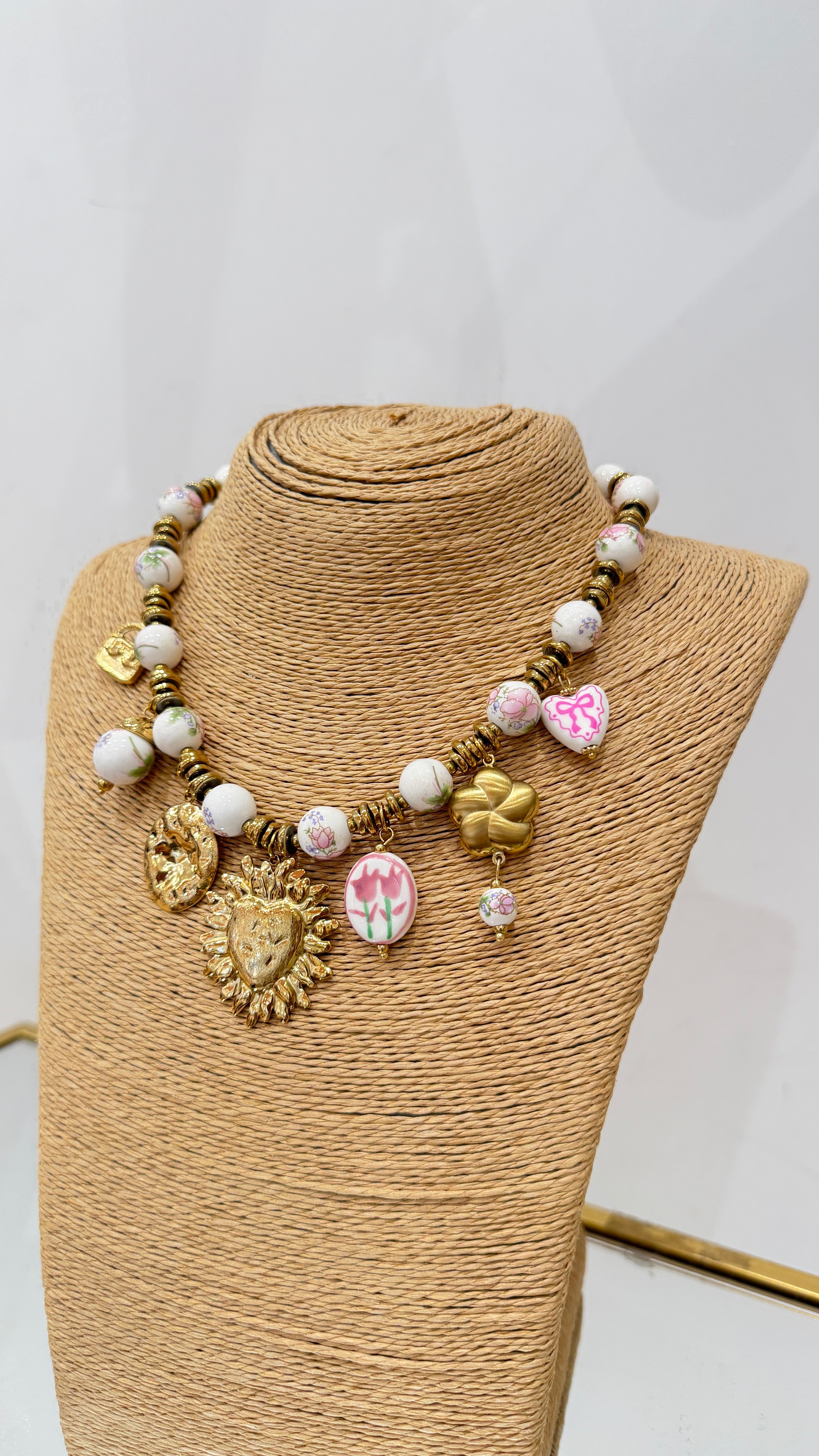 Collana Sacro Cuore rosa