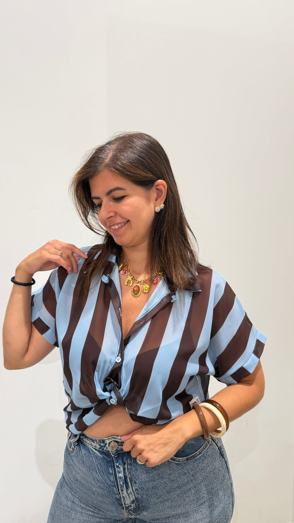 Camicia a righe nodo
