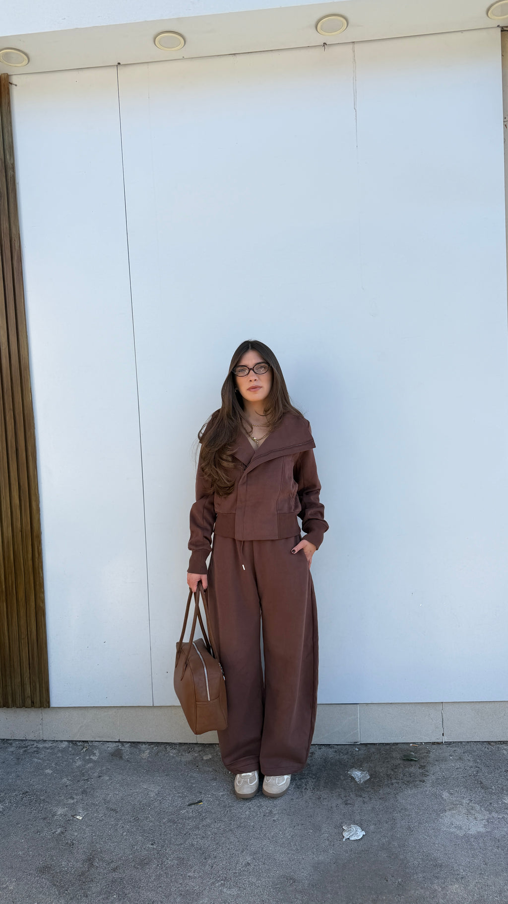 Coordinato tuta marrone